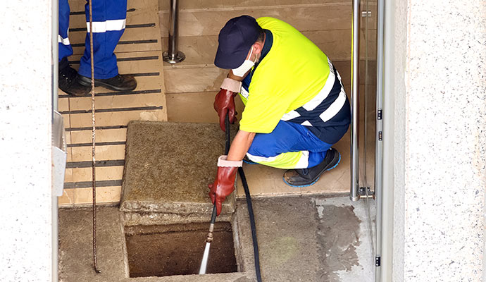 sewer cleaning service
